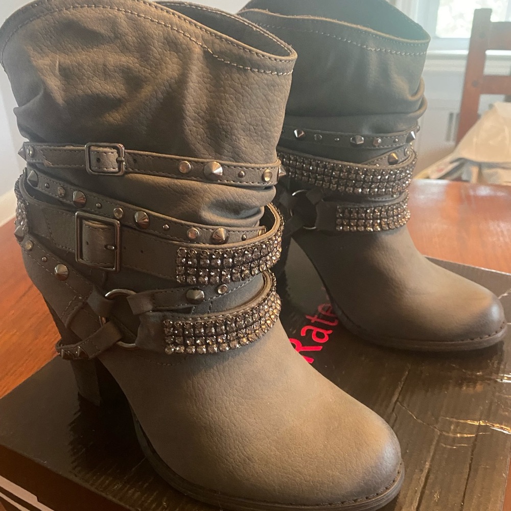 Women’s Grey Booties